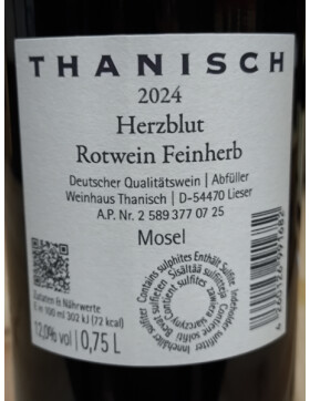 Herzblut Rotwein feinherb 2024 THANISCH